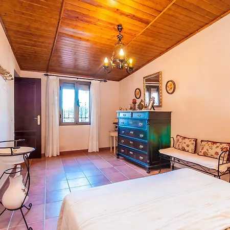 Cubo's Galiano Holiday home